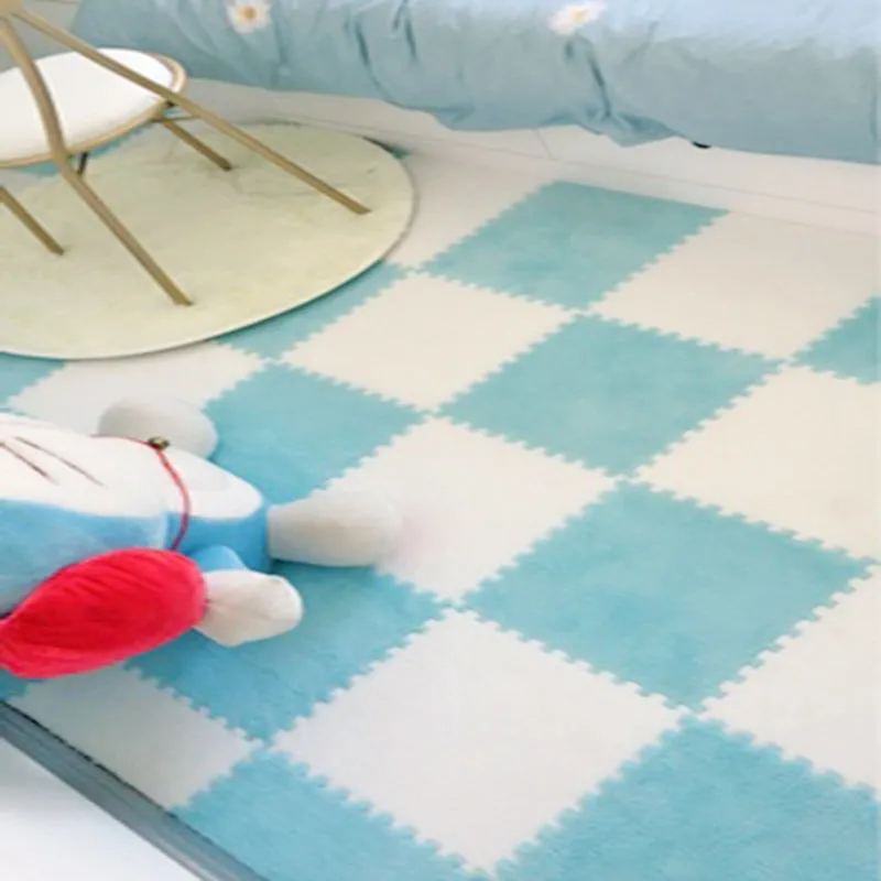 5-10 Piece Plush Fabric Interlocking Carpet Tiles