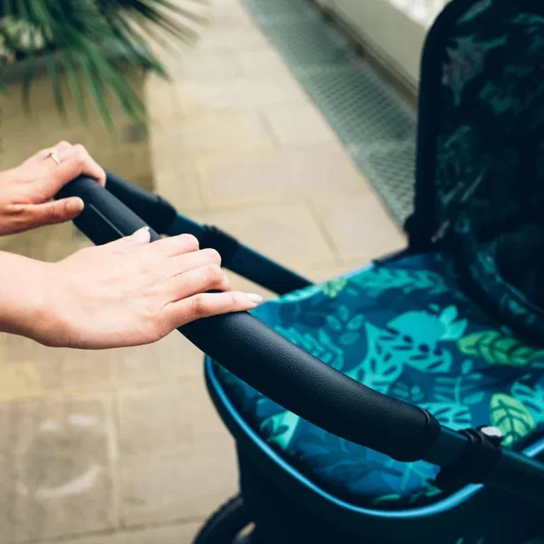 Cosatto Wow 2 Pram and Pushchair - Midnight Jungle EX DISPLAY