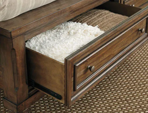 Flynn Sleigh Storage Bed