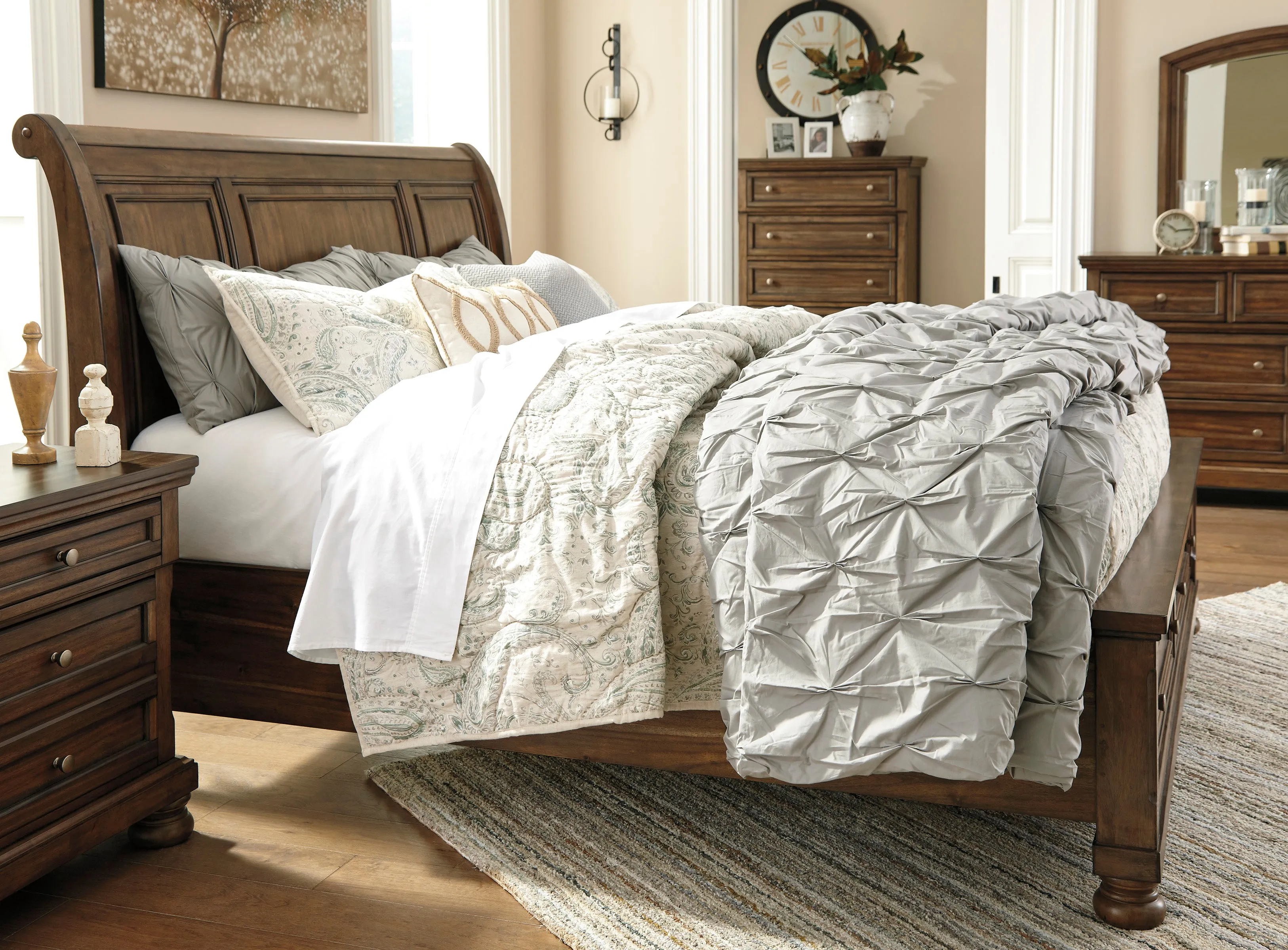 Flynn Sleigh Storage Bed
