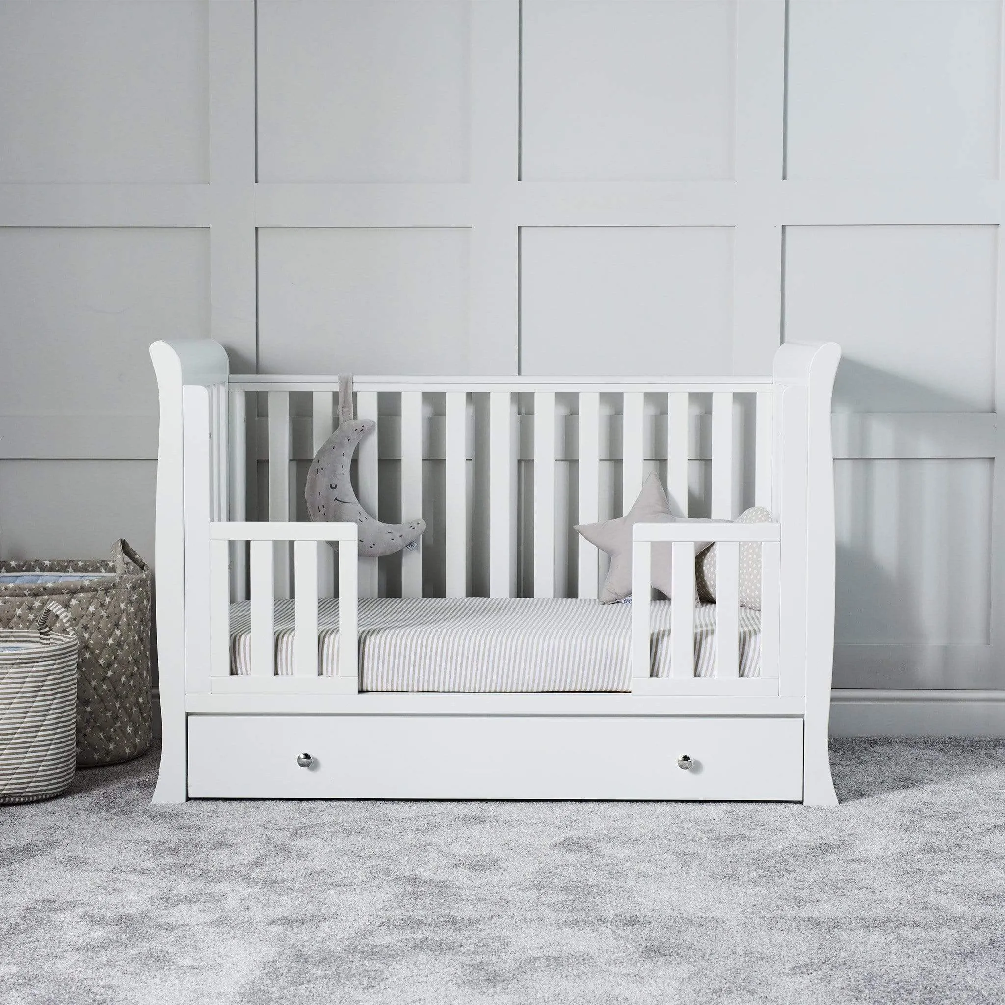 Ickle Bubba Snowdon 4 in 1 Mini 2 Piece Furniture Set - White