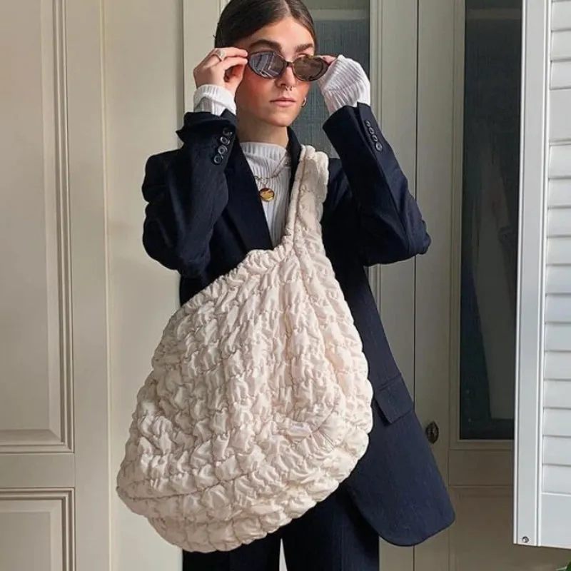 Large Capacity Bag Lady Pattern Cloud Fold Bag
