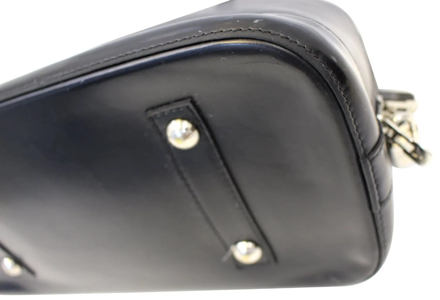 LOUIS VUITTON Black Epi Leather Alma GM Satchel Bag