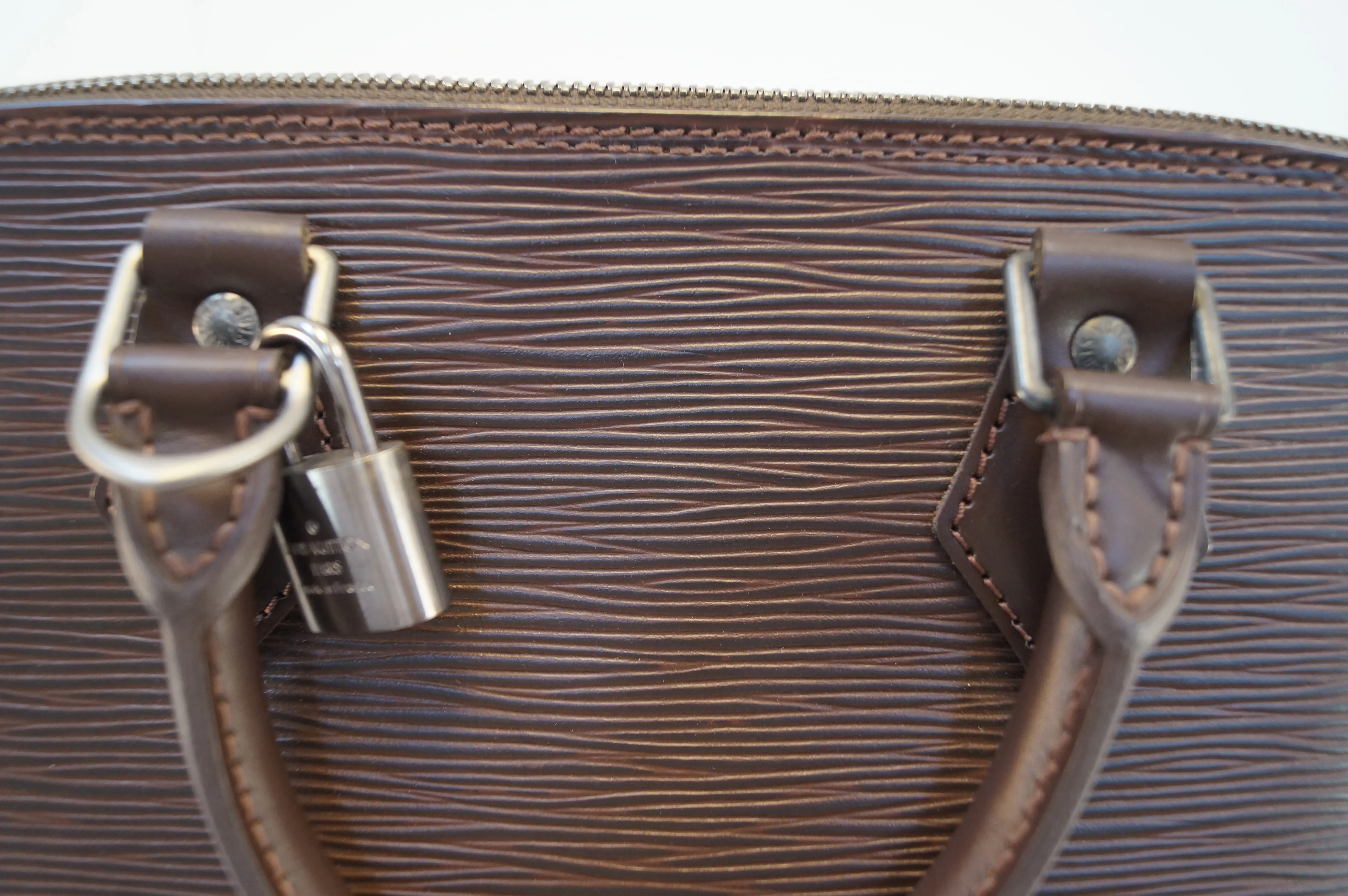 LOUIS VUITTON Epi Leather Alma Mocha Handbag