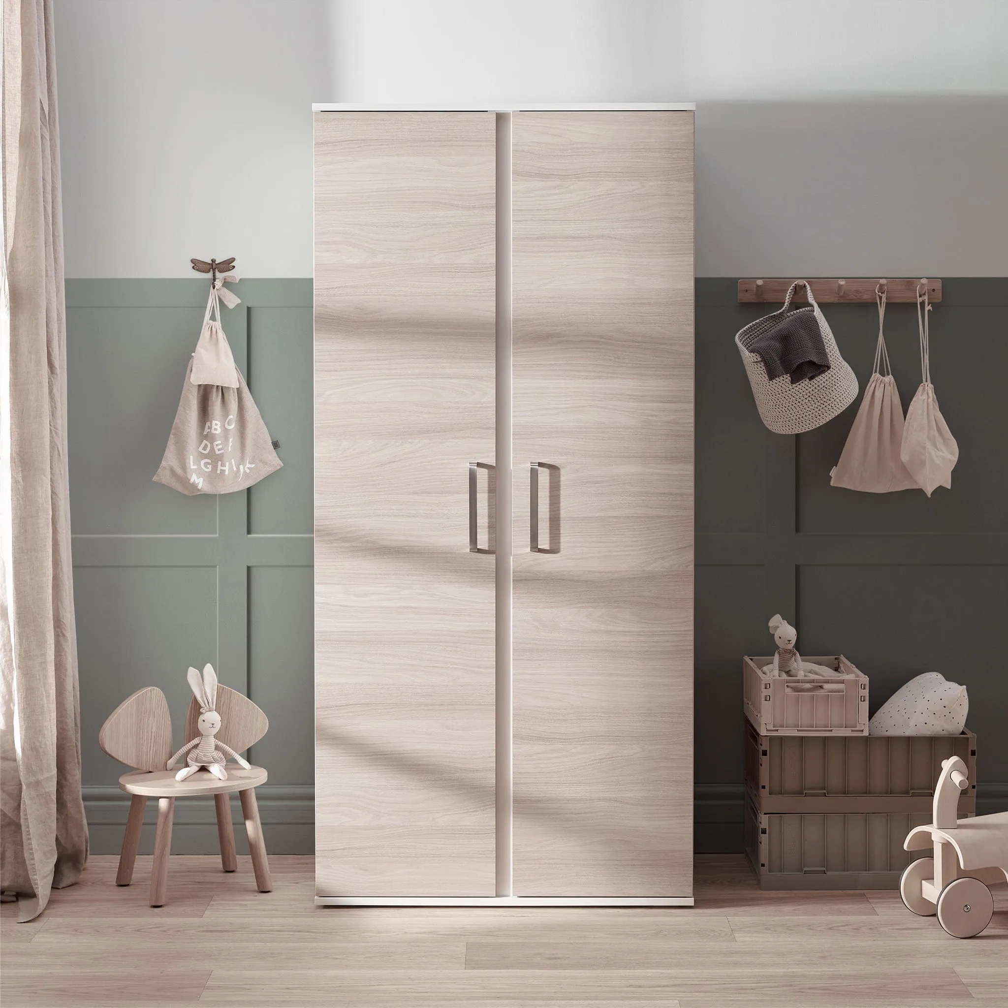 Silver Cross Finchley Oak 3-Piece Nursery Roomset