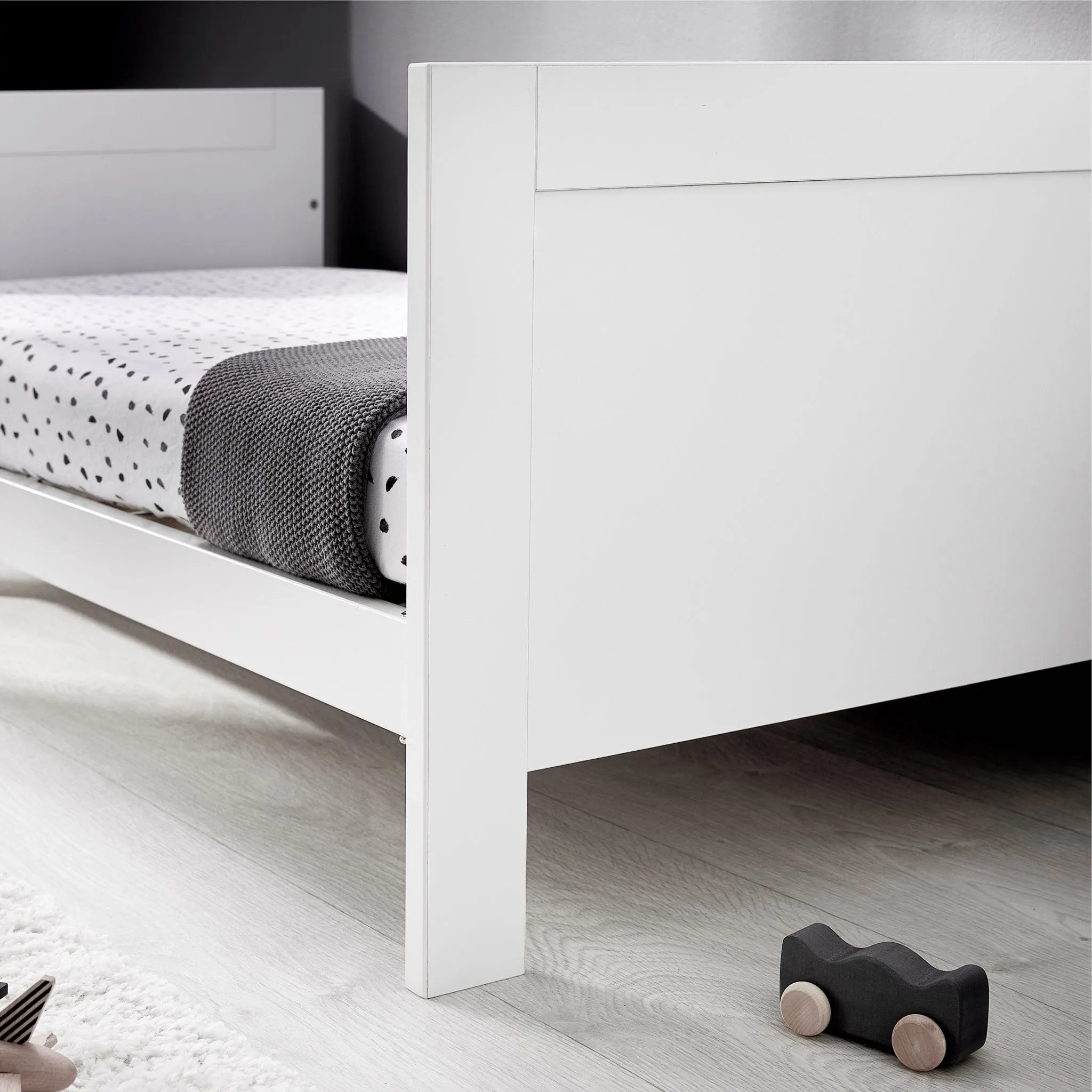 Silver Cross Finchley White 3-Piece Nursery Roomset