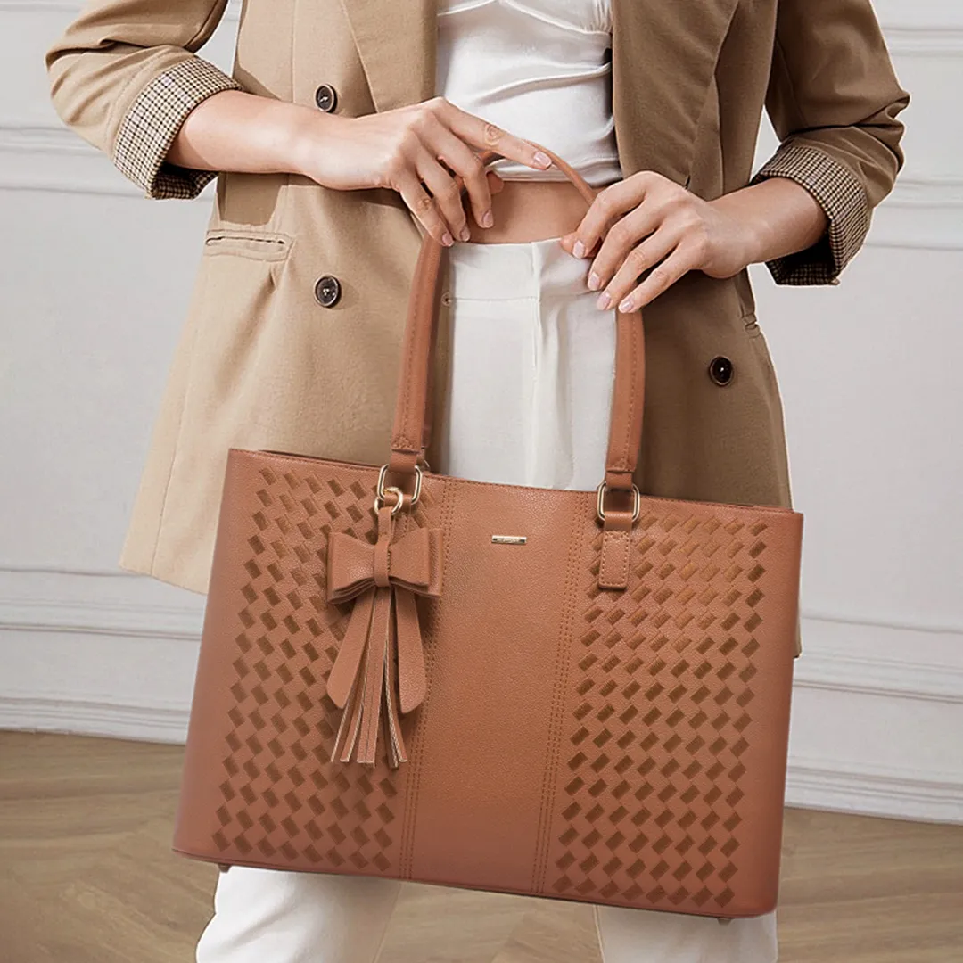 The Ava Tote