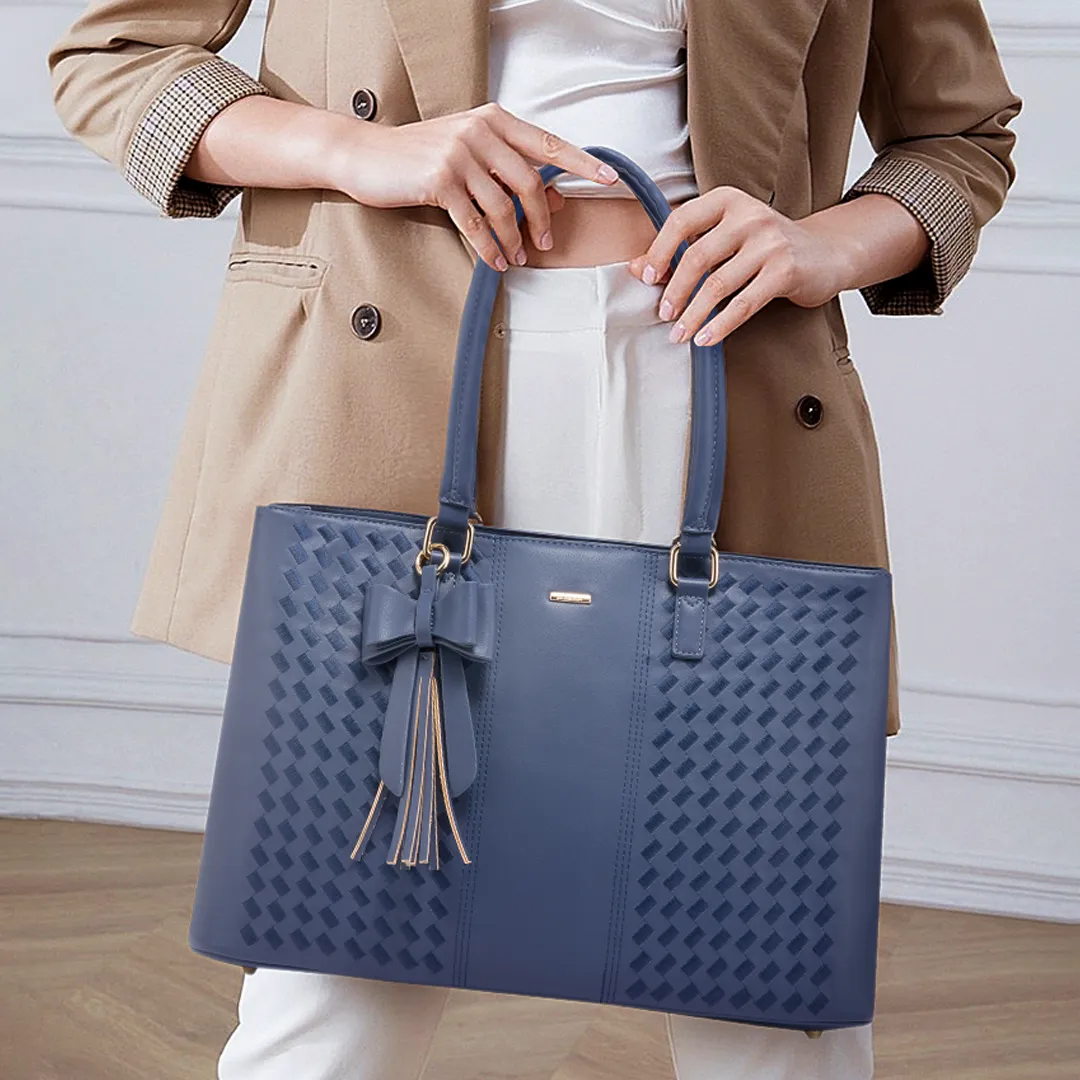 The Ava Tote