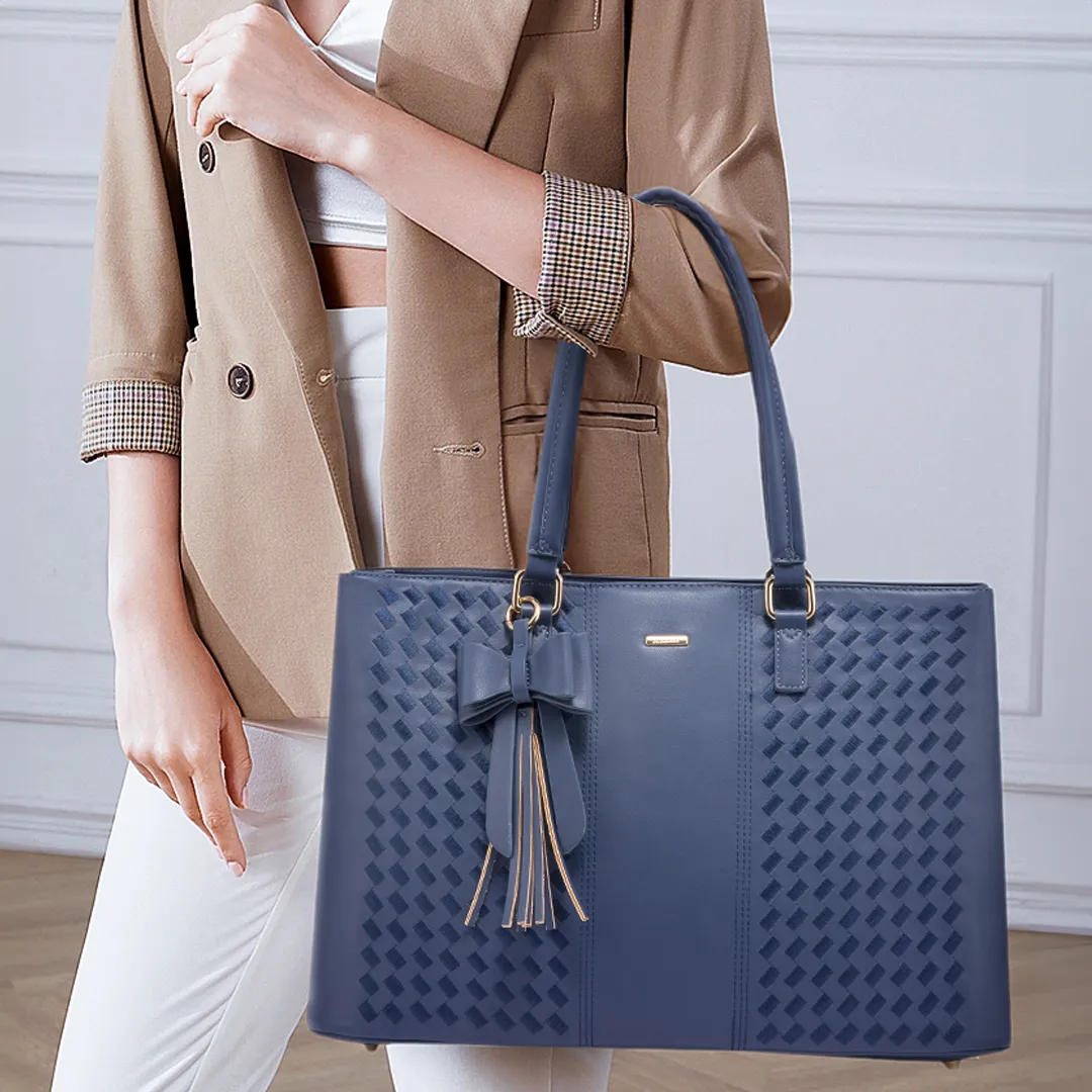 The Ava Tote
