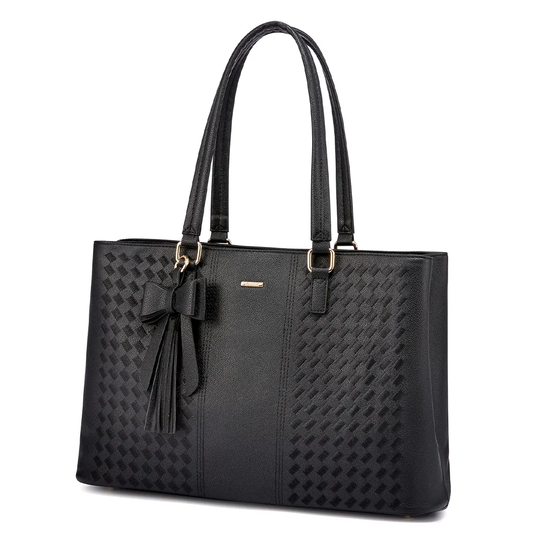 The Ava Tote